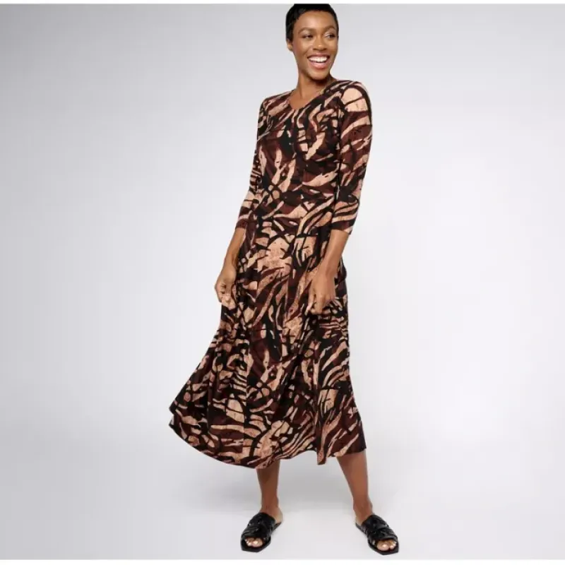 Attitudes by Renee Global Illusions Reg Maxi Dress - a world of fashionable women's clothing, including a wide selection of dresses and trendy accessories.< Dresses