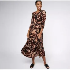Attitudes by Renee Global Illusions Reg Como Jersey Maxi Dress - a world of fashionable women's clothing, including a wide selection of dresses and trendy accessories.< Dresses