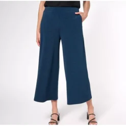 Susan Graver Petite Printed Liquid Knit Pull-On Culotte Pants - a world of fashionable women's clothing, including a wide selection of dresses and trendy accessories.< Dresses