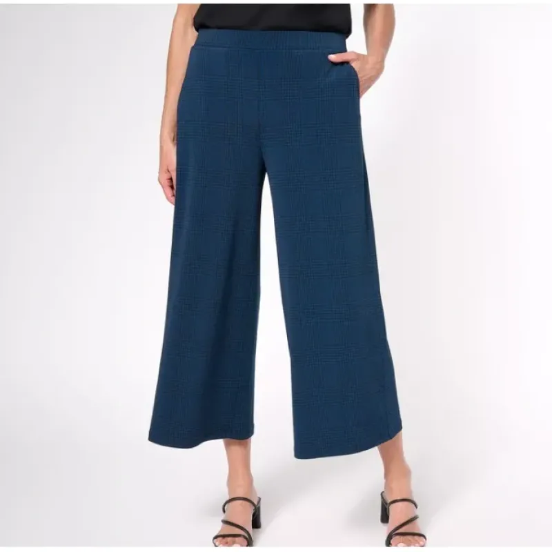 Susan Graver Petite Printed Liquid Knit Pull-On Culotte Pants - a world of fashionable women's clothing, including a wide selection of dresses and trendy accessories.< Dresses